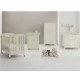 Una Cama, un armario, una cómoda y una bañera cambiador para bebé de la colección Sonia Erbesi+colchón de regalo